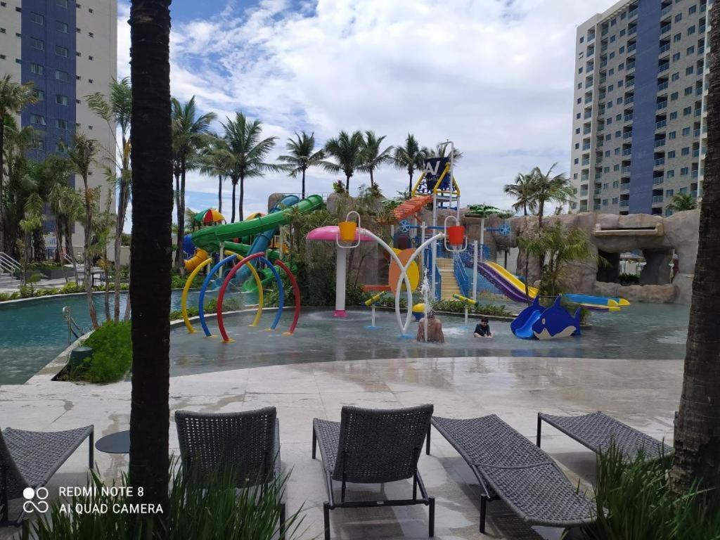 Em Salinas Premium Apartamento *